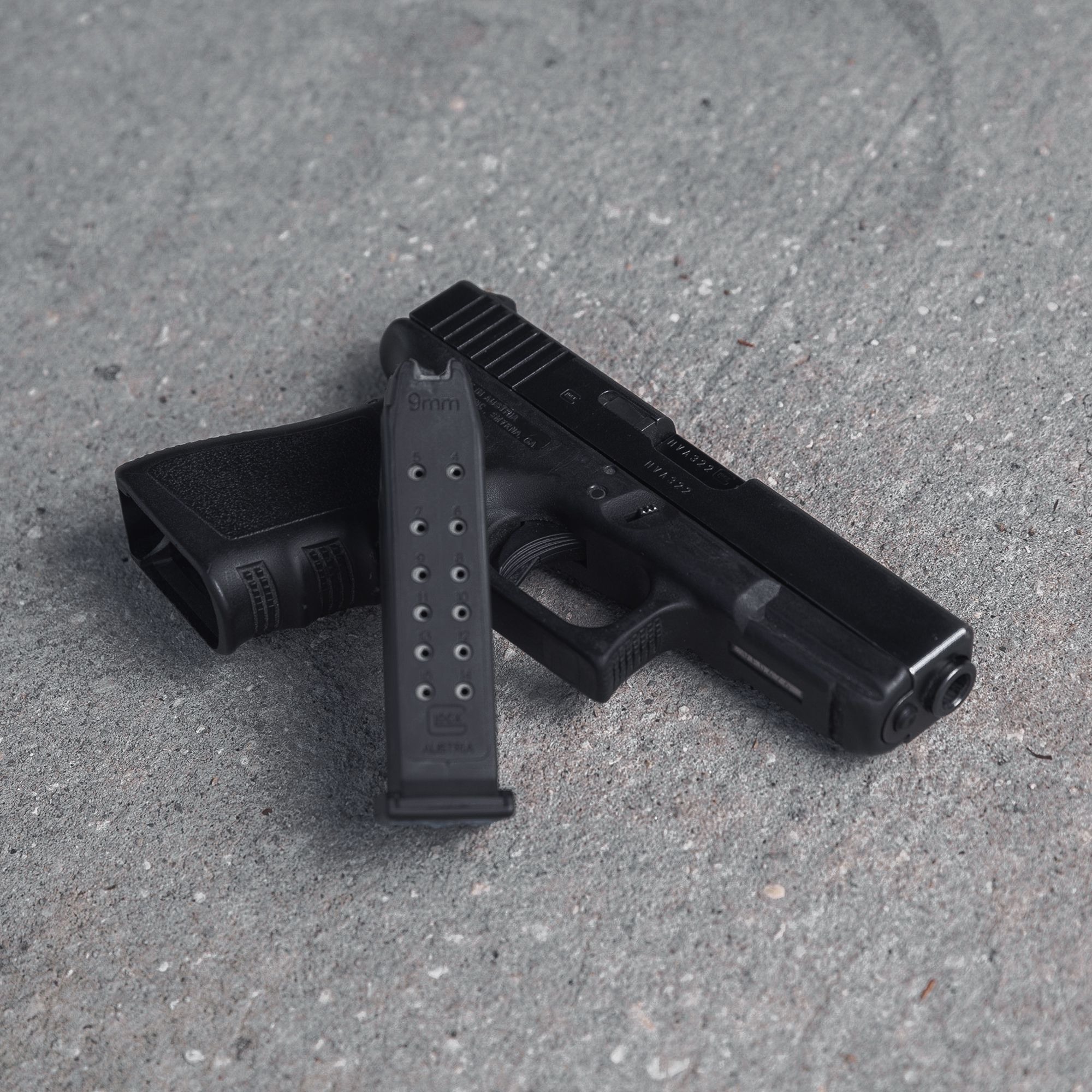 Benefits of Single Stack - Pistol and Magazine