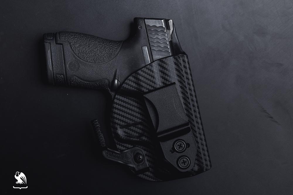 Close up of a M&P inside a Lighttuck Kydex IWB Holster from Vedder Holsters