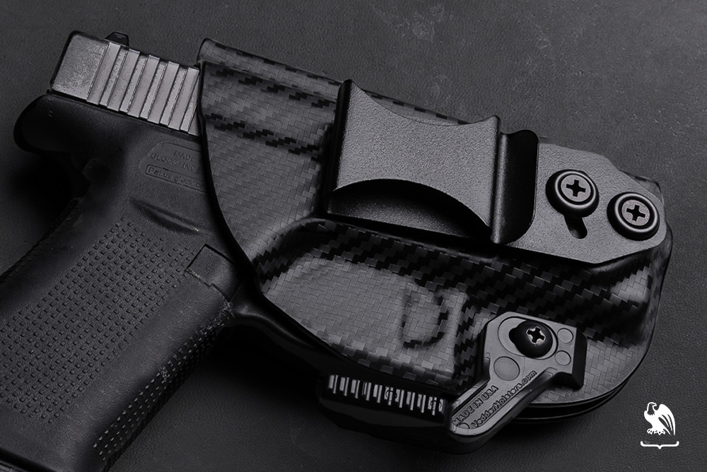 Vedder Holsters provide a great design and safety for a Glock 43x concealed carry