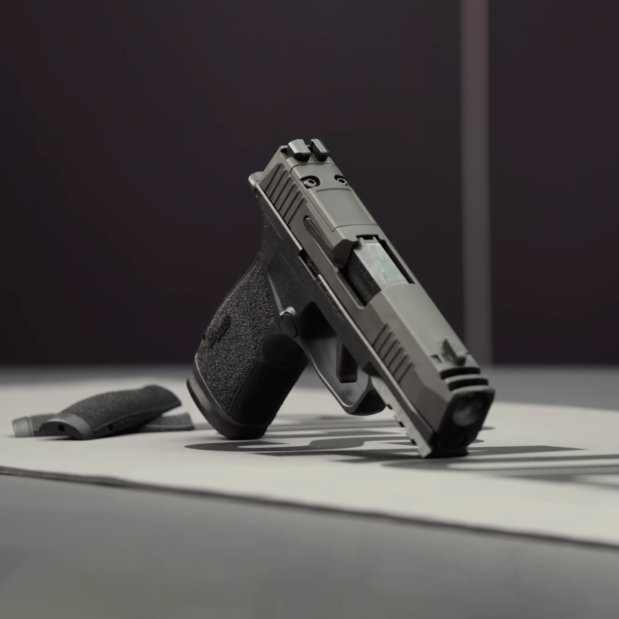 X-Macro Handgun Close up Image