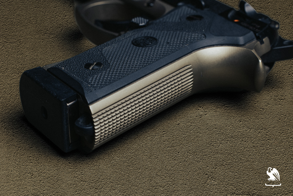 Close up image of the Beretta M9A3 from the back of the handgun
