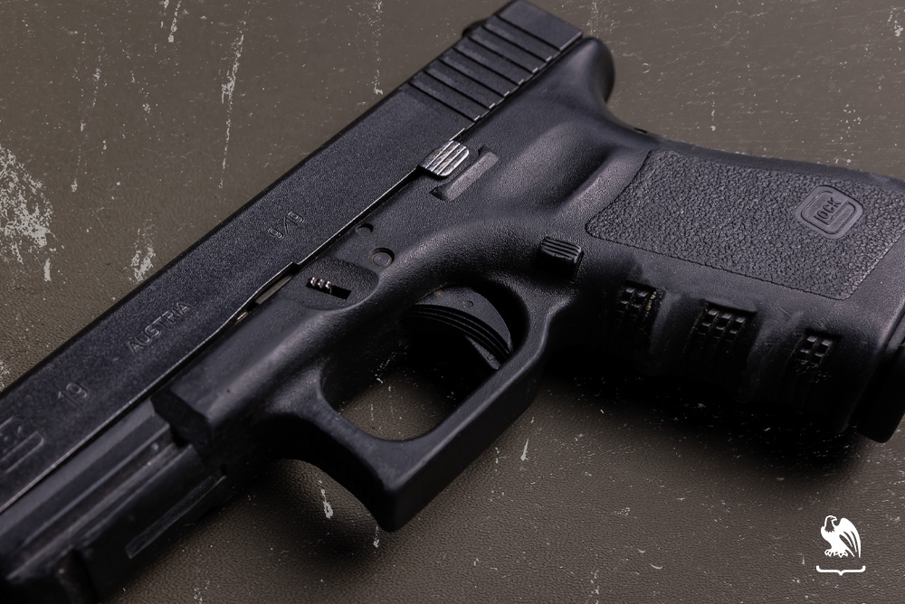 Image of a Glock 19 Handgun - Glock 19 Controls