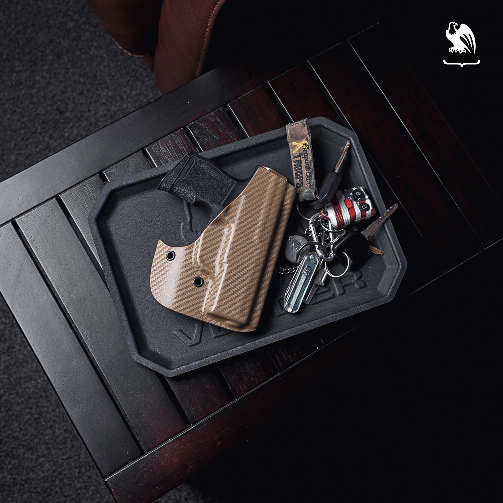 How to Store - Vedder Holsters EDC Tray including a holster and other edc items