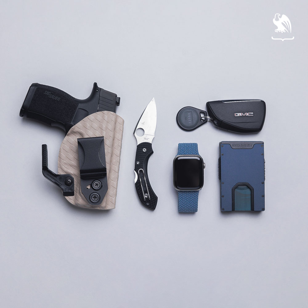 Why Carry Minimalist - Vedder Holster and Geogrit Aluminum Wallet